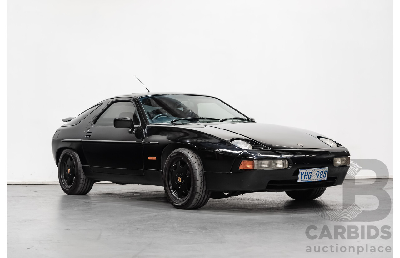1/1985 Porsche 928 S  2d Coupe Black 4.7L V8