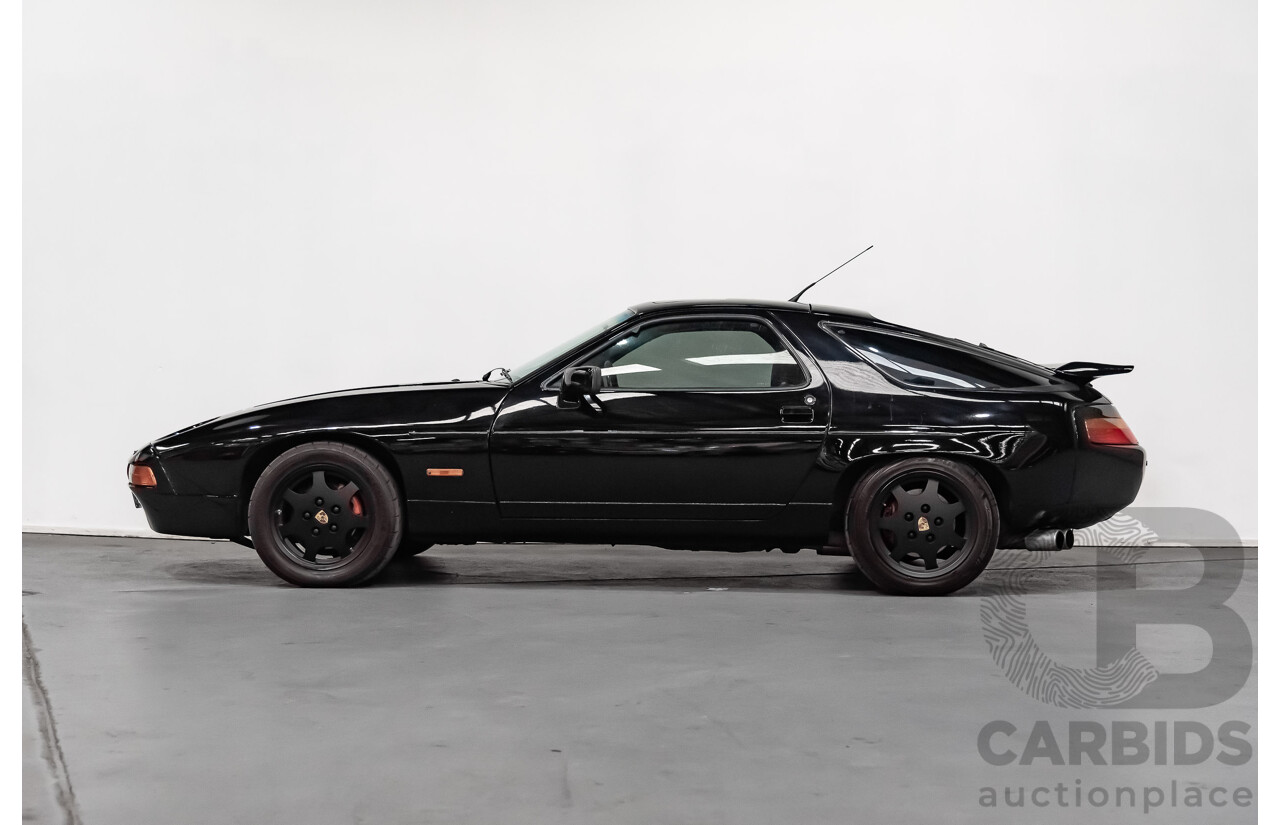 1/1985 Porsche 928 S  2d Coupe Black 4.7L V8