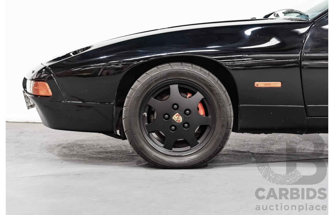 1/1985 Porsche 928 S  2d Coupe Black 4.7L V8