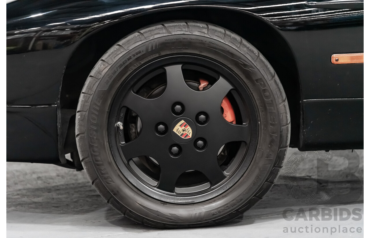 1/1985 Porsche 928 S  2d Coupe Black 4.7L V8