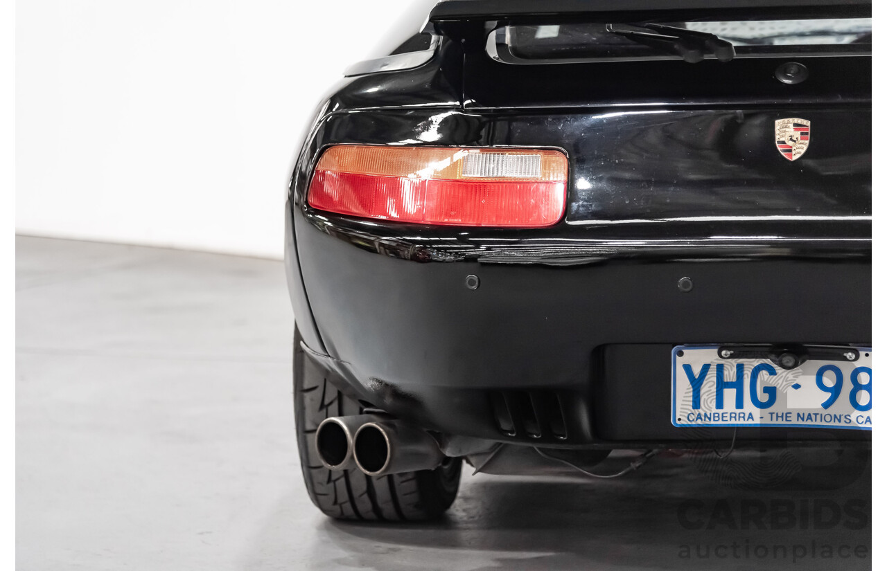 1/1985 Porsche 928 S  2d Coupe Black 4.7L V8