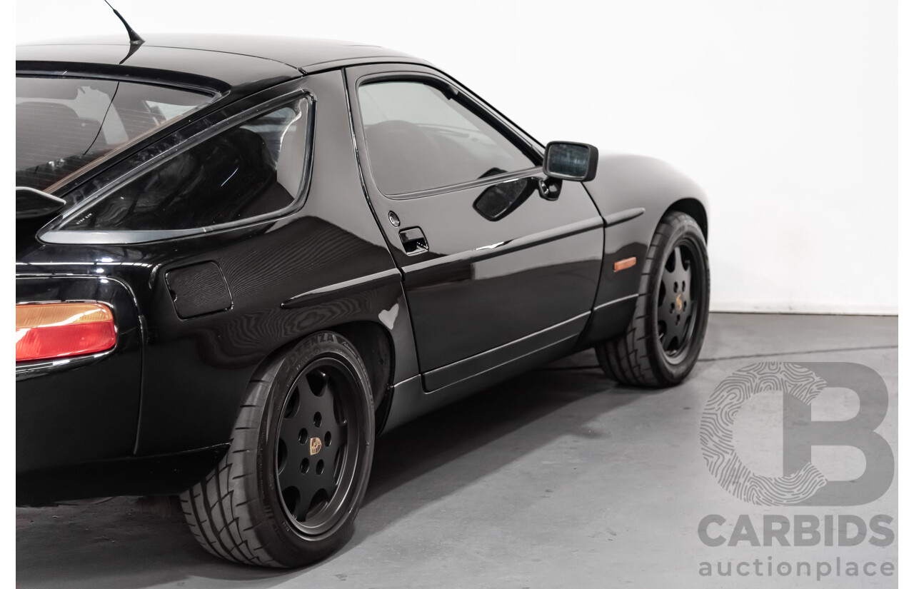 1/1985 Porsche 928 S  2d Coupe Black 4.7L V8