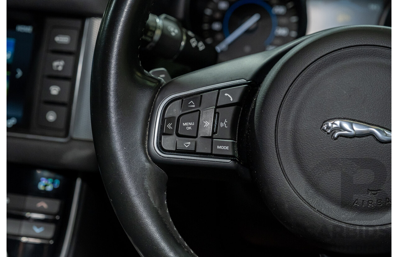 3/2016 Jaguar XF X260 Sedan - White - 2016