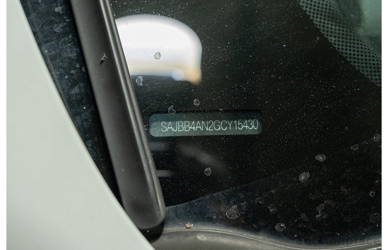 3/2016 Jaguar XF X260 Sedan - White - 2016