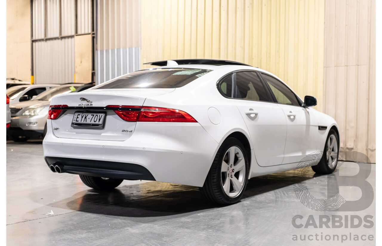 3/2016 Jaguar XF X260 Sedan - White - 2016