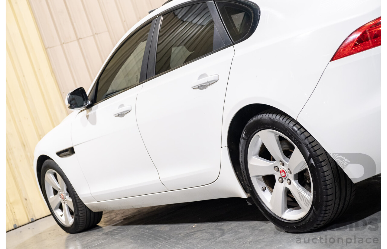 3/2016 Jaguar XF X260 Sedan - White - 2016