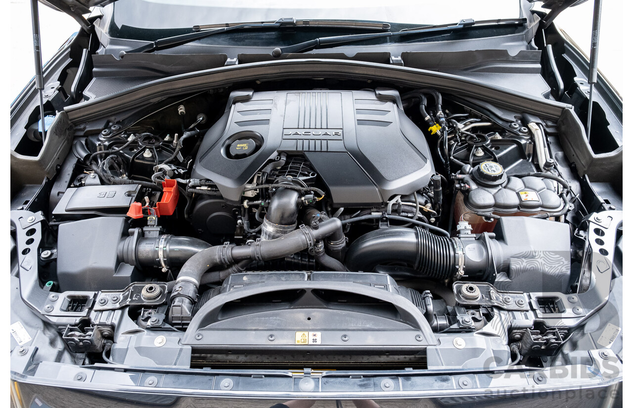 3/2017 Jaguar F-Pace 30d S (AWD) X761 4d Wagon Ultimate Black Turbo Diesel V6 3.0L