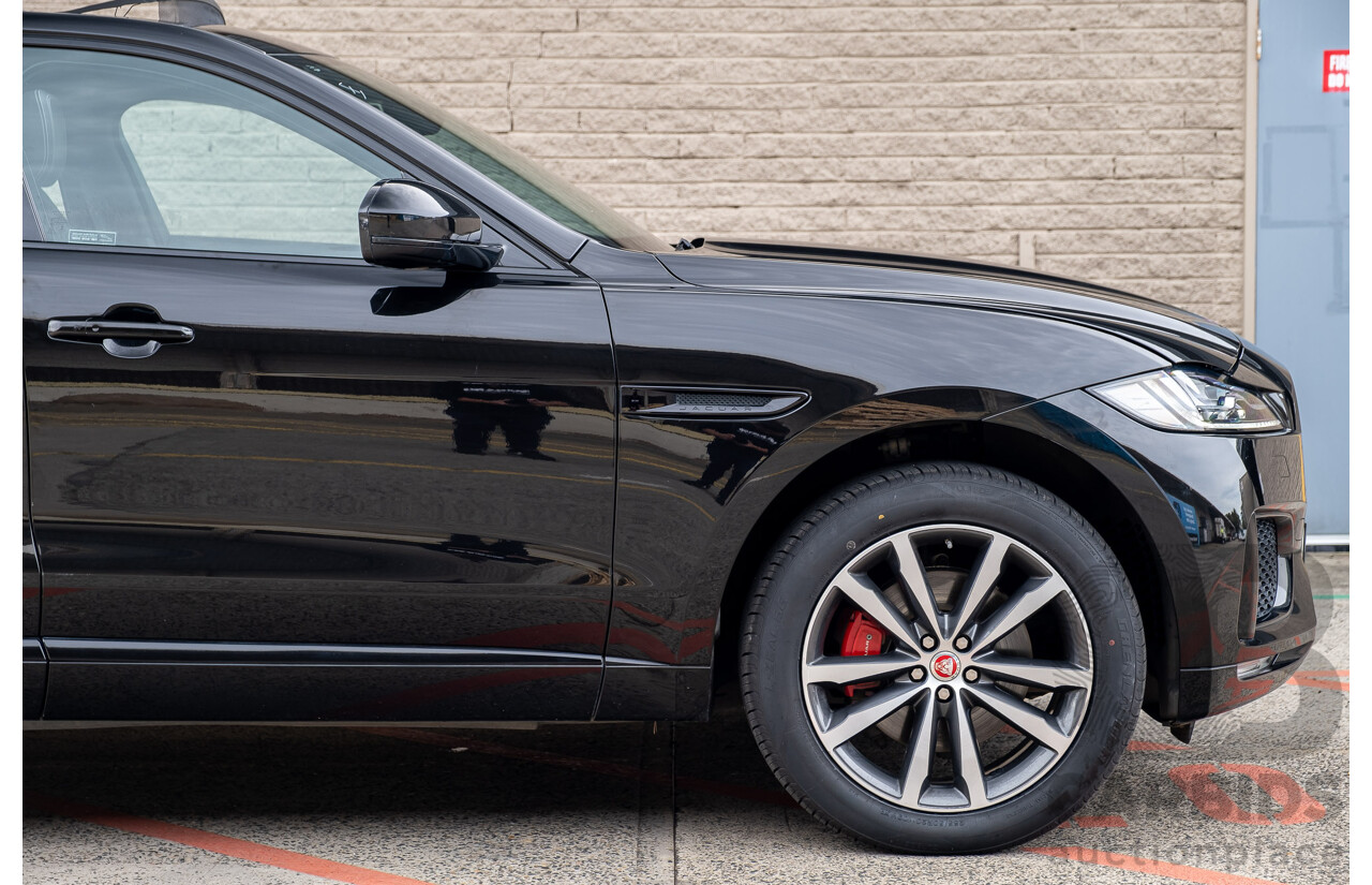 3/2017 Jaguar F-Pace 30d S (AWD) X761 4d Wagon Ultimate Black Turbo Diesel V6 3.0L