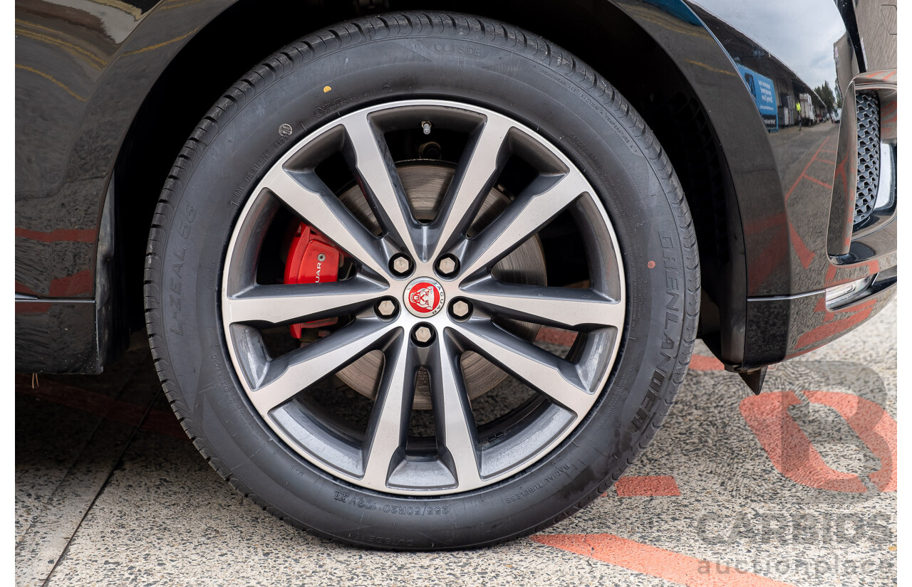 3/2017 Jaguar F-Pace 30d S (AWD) X761 4d Wagon Ultimate Black Turbo Diesel V6 3.0L