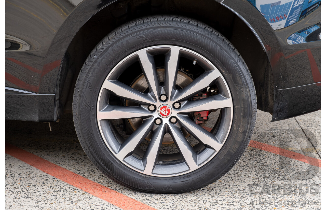 3/2017 Jaguar F-Pace 30d S (AWD) X761 4d Wagon Ultimate Black Turbo Diesel V6 3.0L