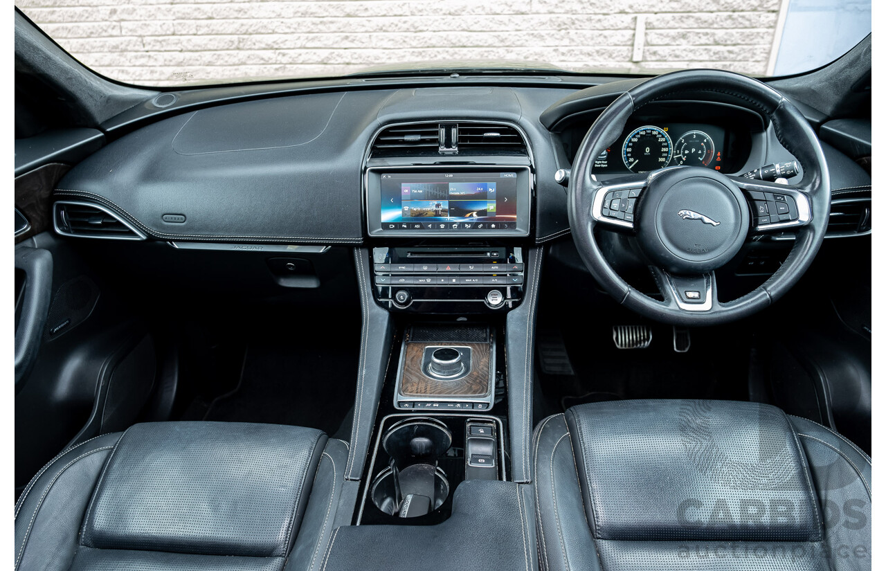 3/2017 Jaguar F-Pace 30d S (AWD) X761 4d Wagon Ultimate Black Turbo Diesel V6 3.0L