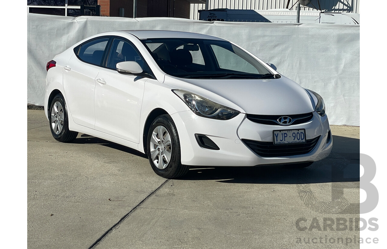 8/2013 Hyundai Elantra Active MD2 4d Sedan White 1.8L
