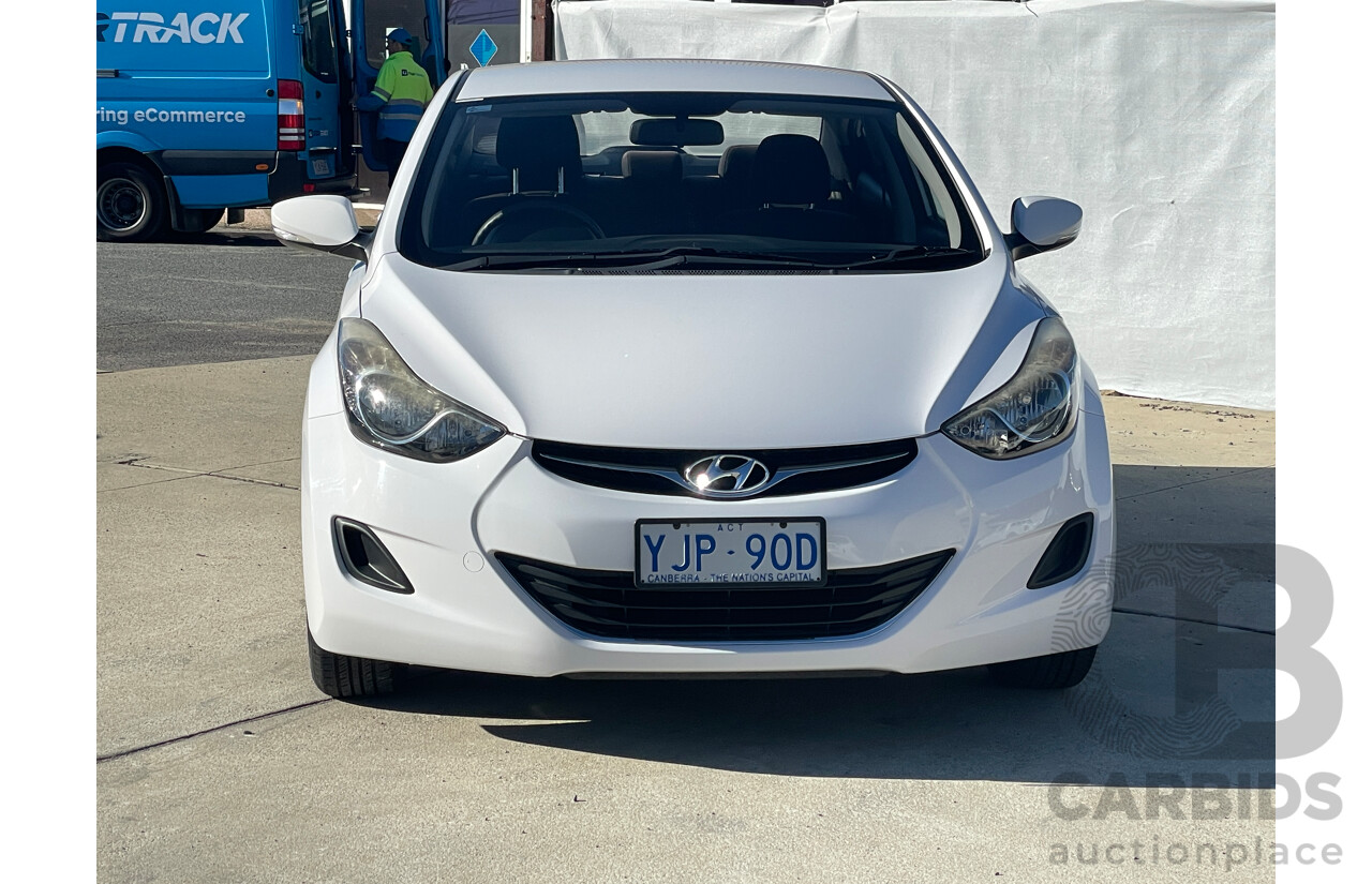 8/2013 Hyundai Elantra Active MD2 4d Sedan White 1.8L