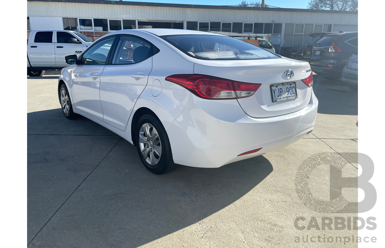 8/2013 Hyundai Elantra Active MD2 4d Sedan White 1.8L