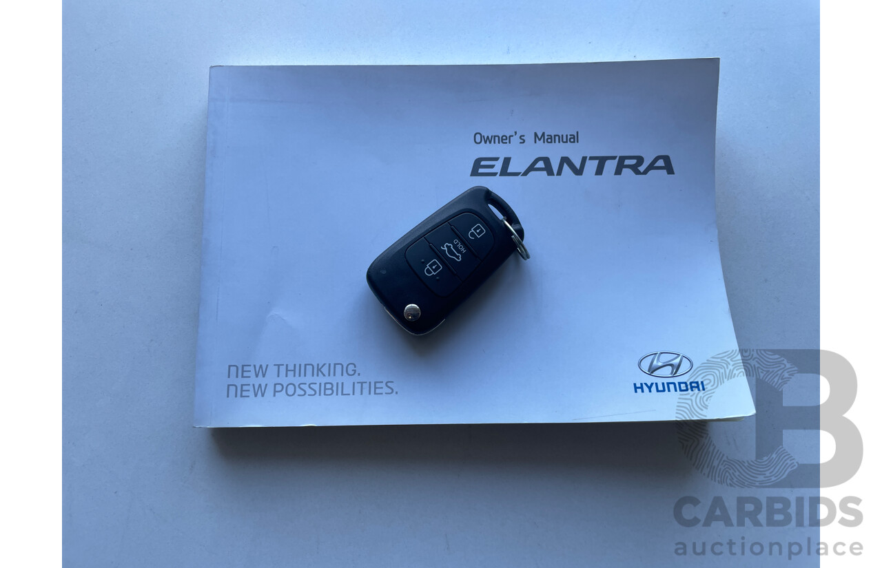 8/2013 Hyundai Elantra Active MD2 4d Sedan White 1.8L