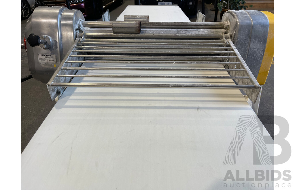 Seewer Rondo Automatic Freestanding Dough Pastry Sheeter