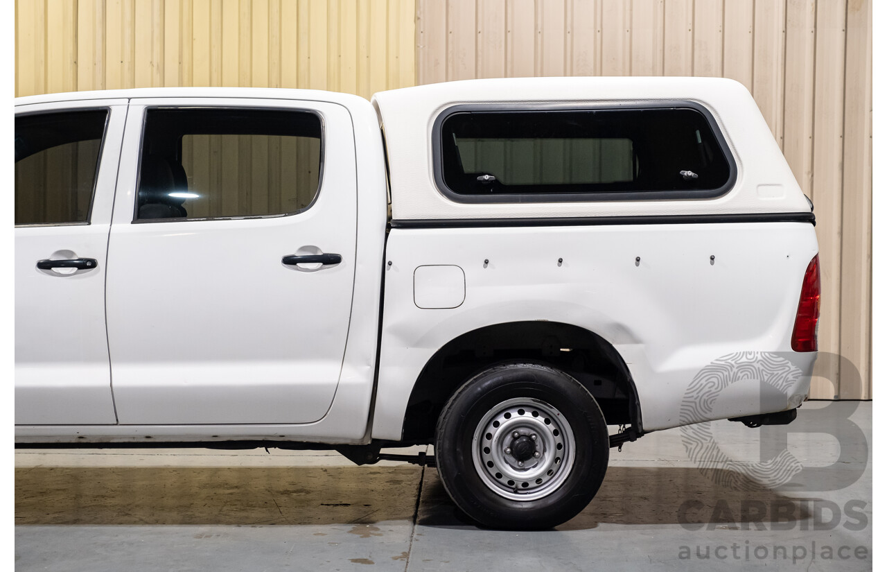 3/2005 Toyota Hilux  RZN149R Dual Cab P/Up Workmate White 2.7L