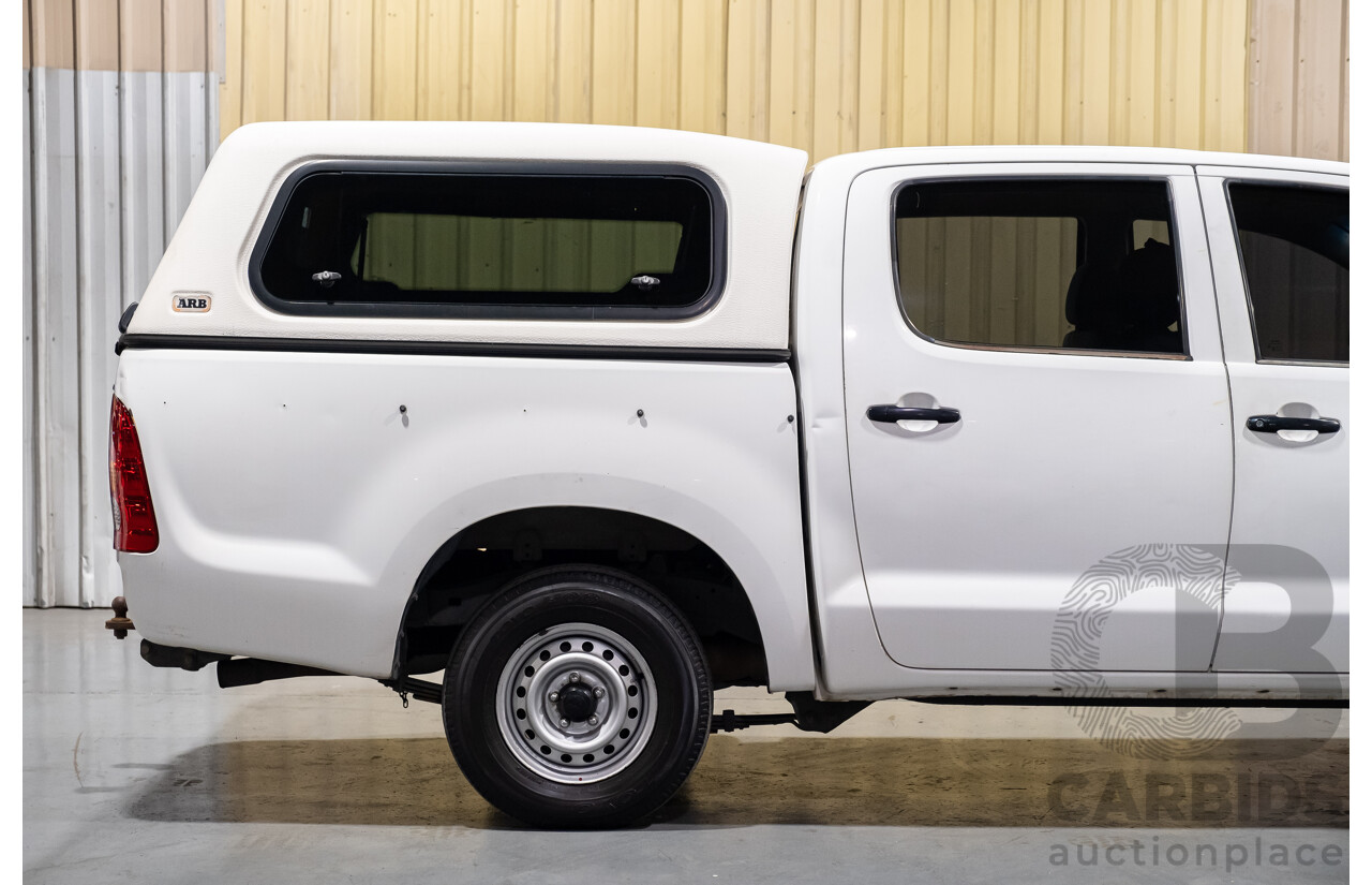 3/2005 Toyota Hilux  RZN149R Dual Cab P/Up Workmate White 2.7L