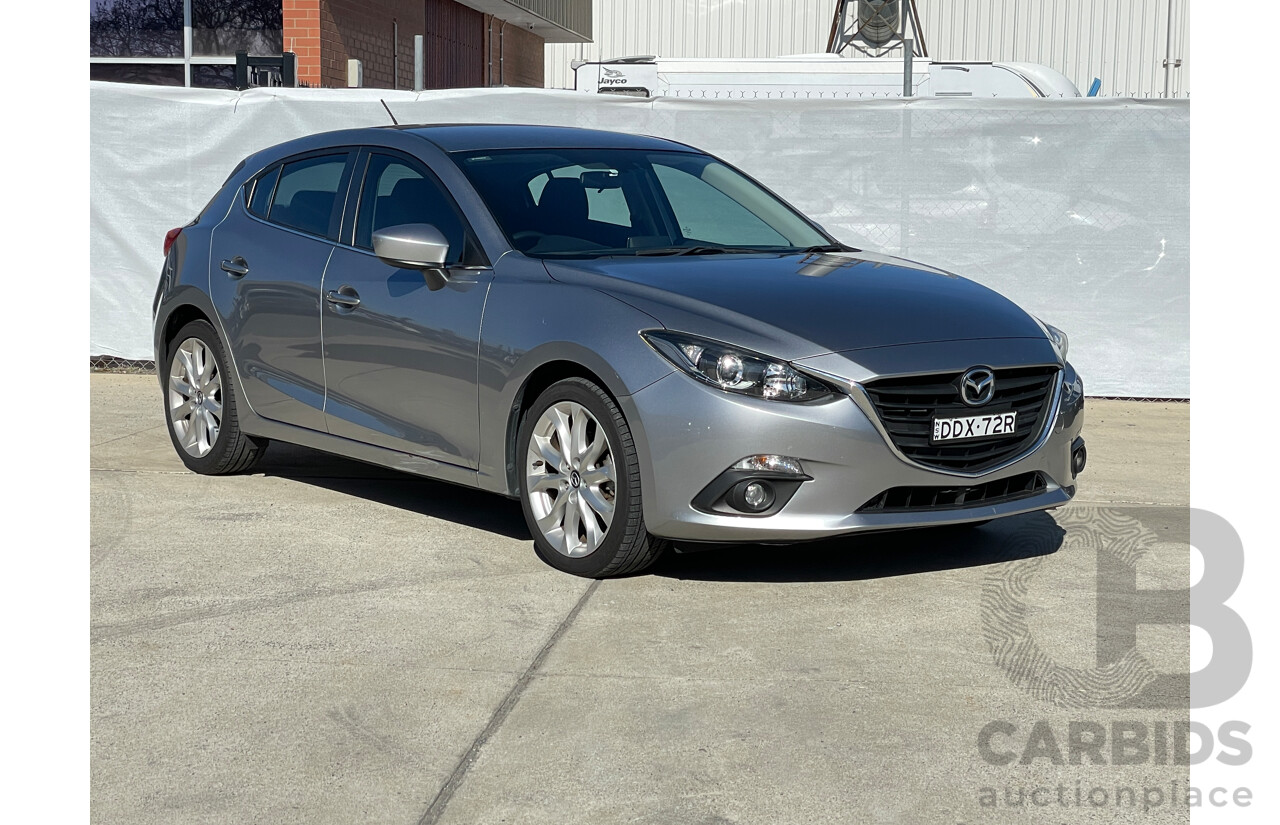 12/2015 Mazda Mazda3 SP25 BM MY15 5d Hatchback Silver 2.5L