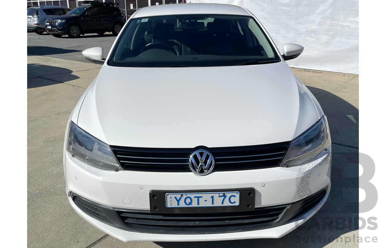 2/2012 Volkswagen Jetta 103 TDI Comfortline 1KM MY12 4d Sedan White 2.0L