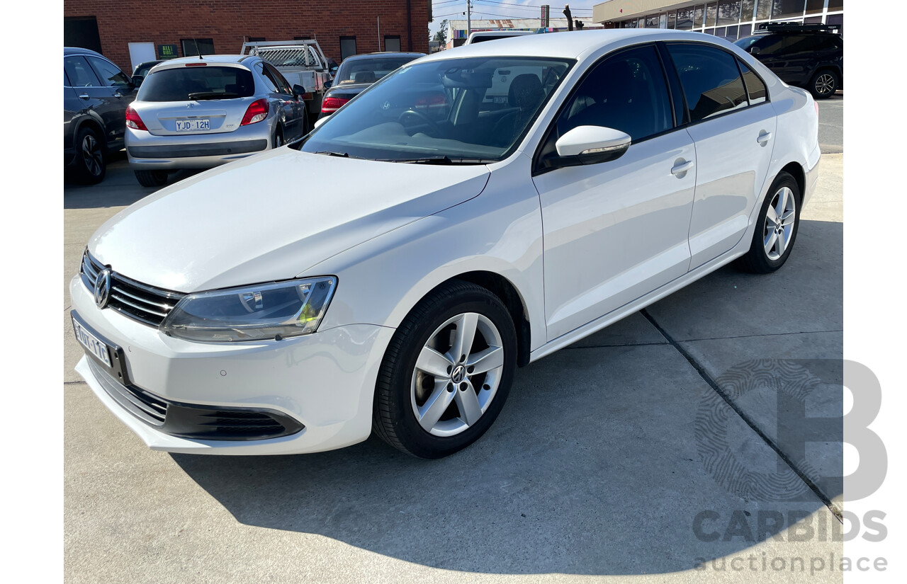 2/2012 Volkswagen Jetta 103 TDI Comfortline 1KM MY12 4d Sedan White 2.0L