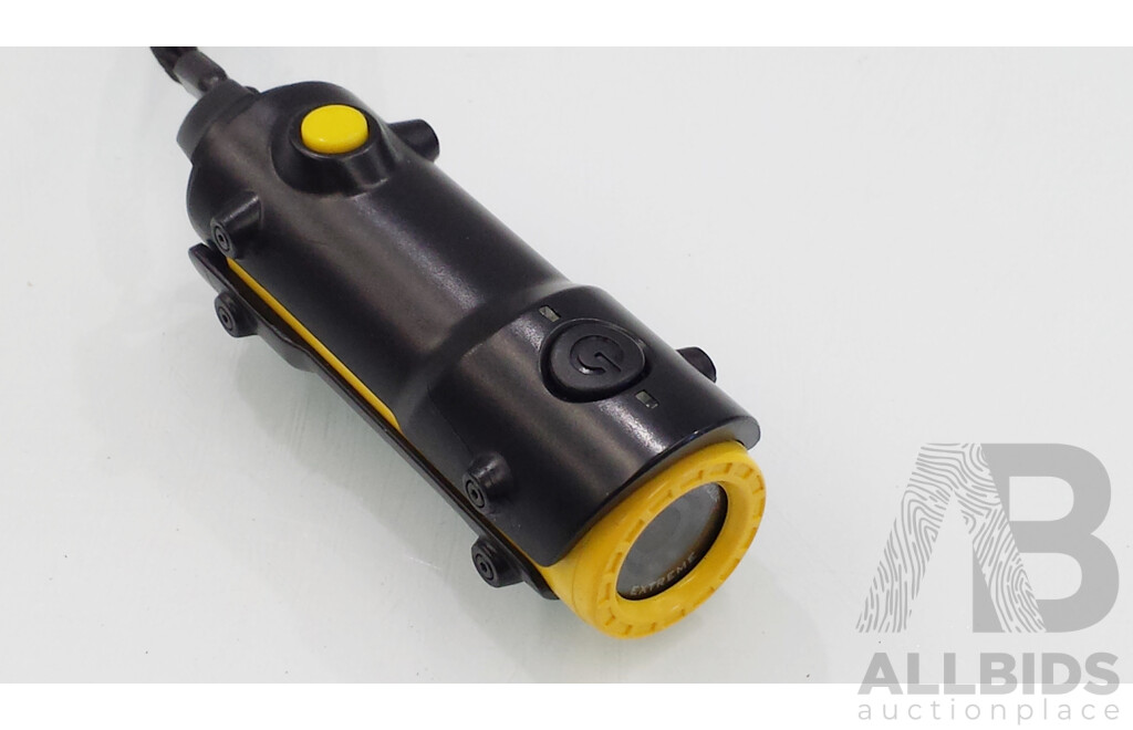 Medion Waterproof Action Camera and Apollo Tripod