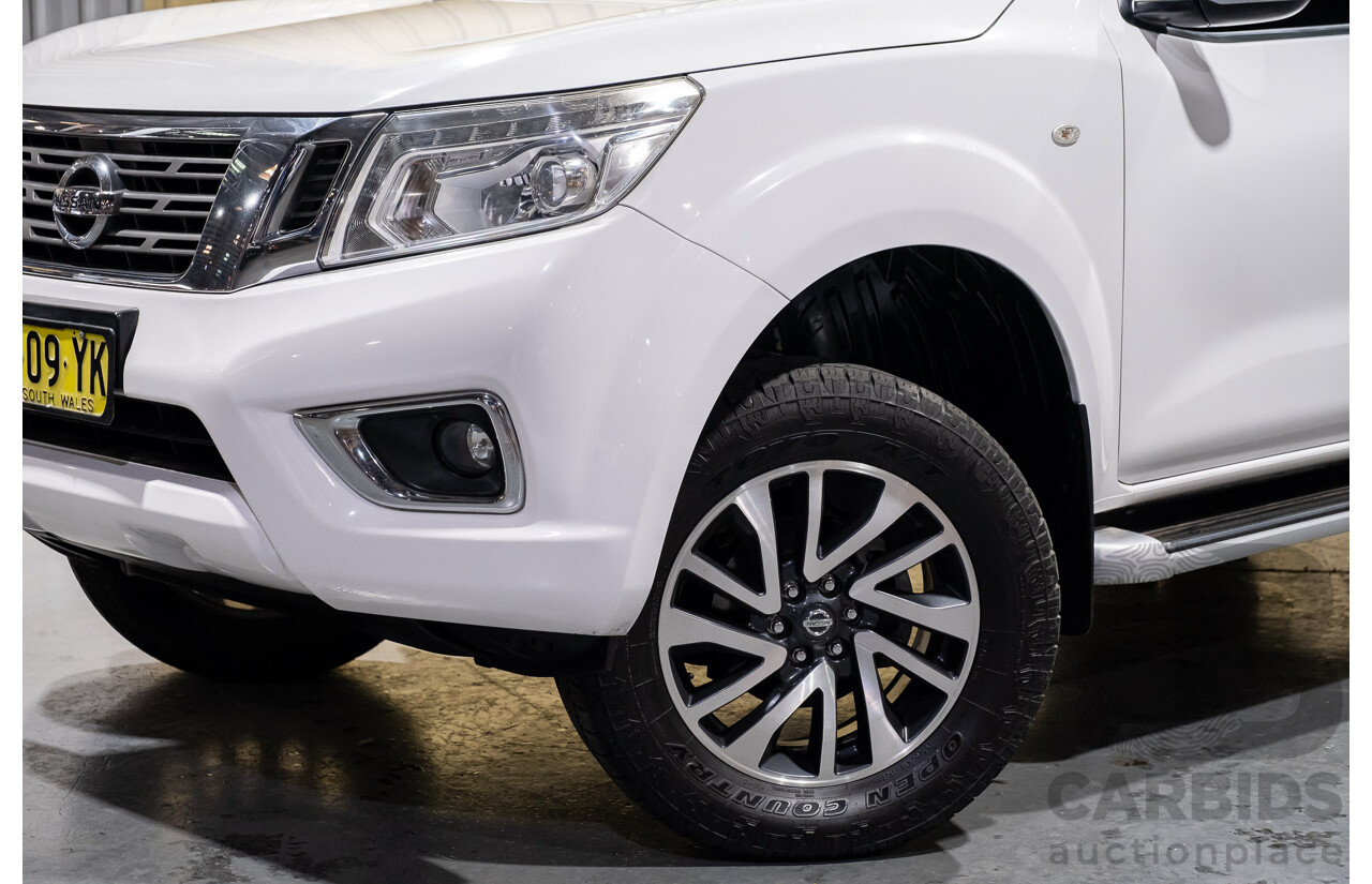 8/2015 Nissan Navara ST (4x2) NP300 D23 Dual Cab Utility White 2.3L