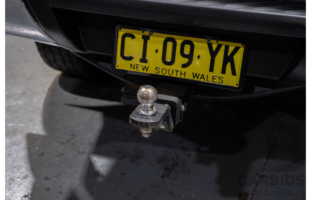 8/2015 Nissan Navara ST (4x2) NP300 D23 Dual Cab Utility White 2.3L
