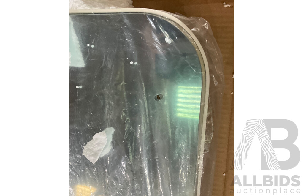 STONELEIGH & ROBERSON Metal Mirror - Matt White (170x95x3 Cm) - ORP $399.00