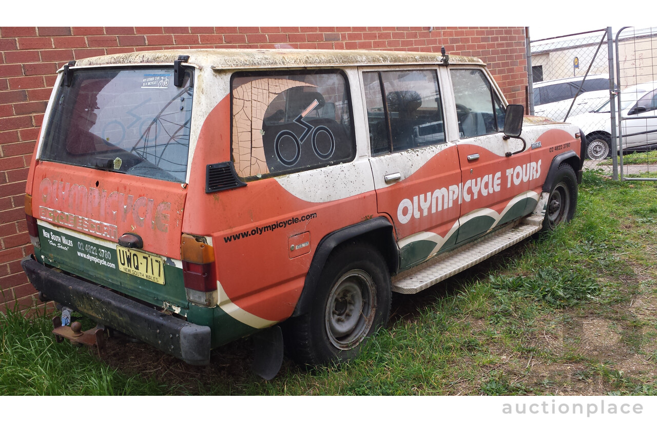 8/1981 Nissan Patrol Deluxe (4x4) Diesel 4d Wagon White 3.2L