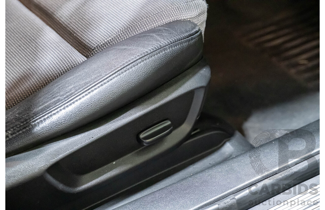 4/2007 Holden Calais V VE 4d Sedan White V6 3.6L