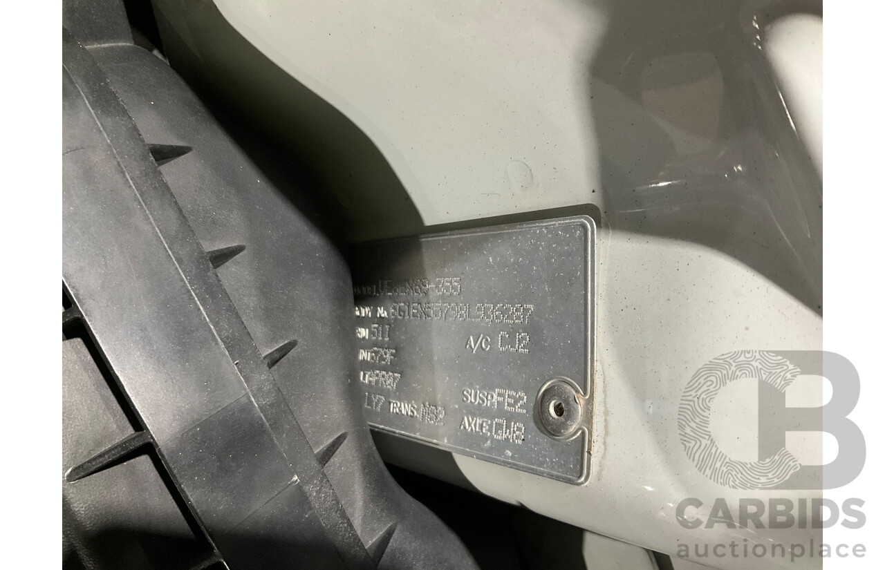 4/2007 Holden Calais V VE 4d Sedan White V6 3.6L