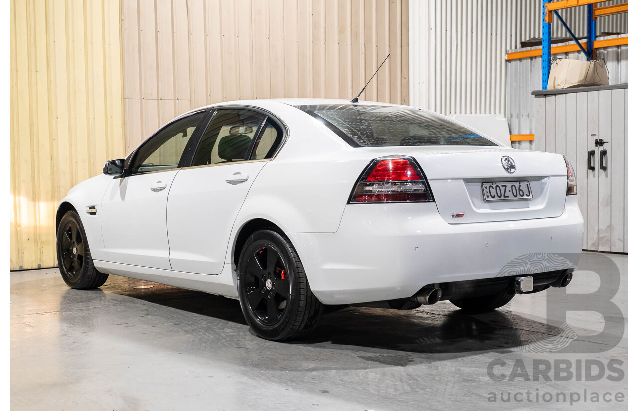 4/2007 Holden Calais V VE 4d Sedan White V6 3.6L