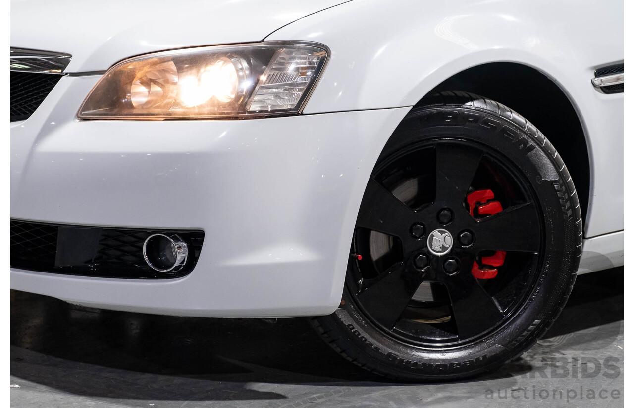 4/2007 Holden Calais V VE 4d Sedan White V6 3.6L