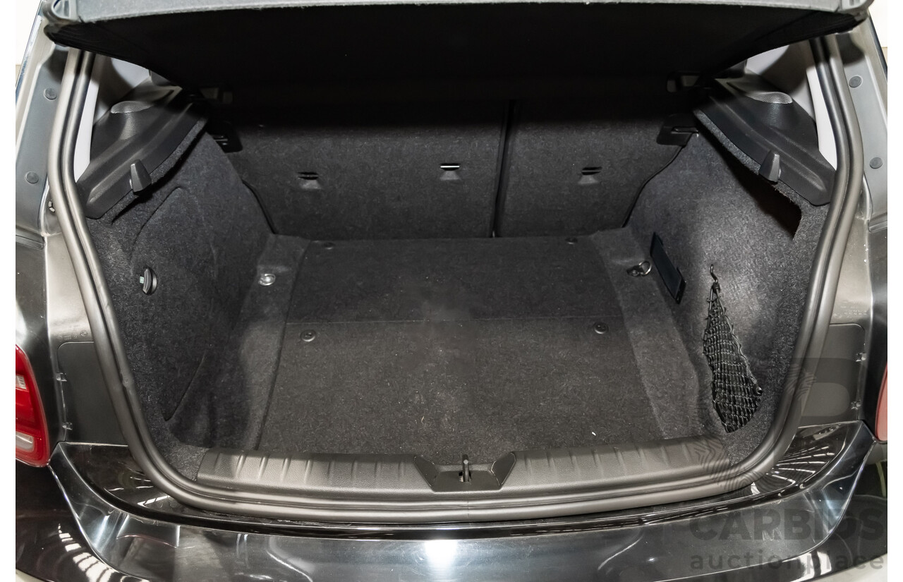 4/2014 Bmw 1 25i Sportline F20 MY14 5d Hatchback Black 2.0L