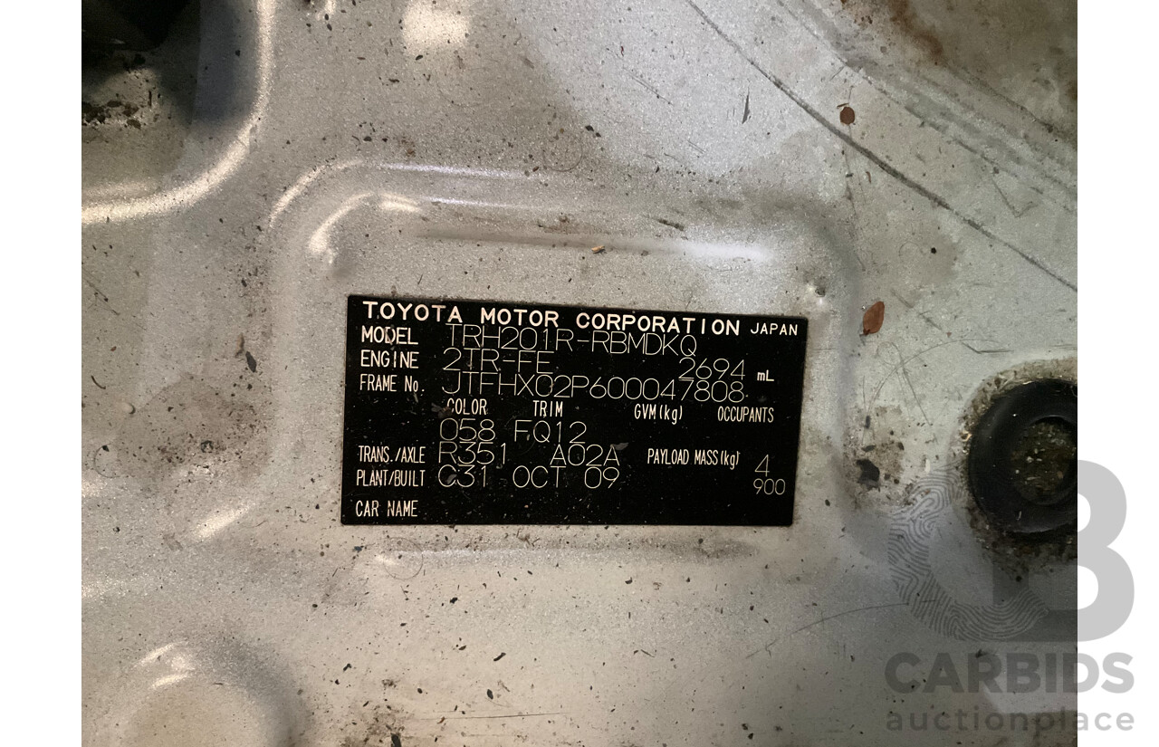 10/2009 Toyota Hiace LWB TRH201R MY07 Upgrade 4d Van White 2.7L