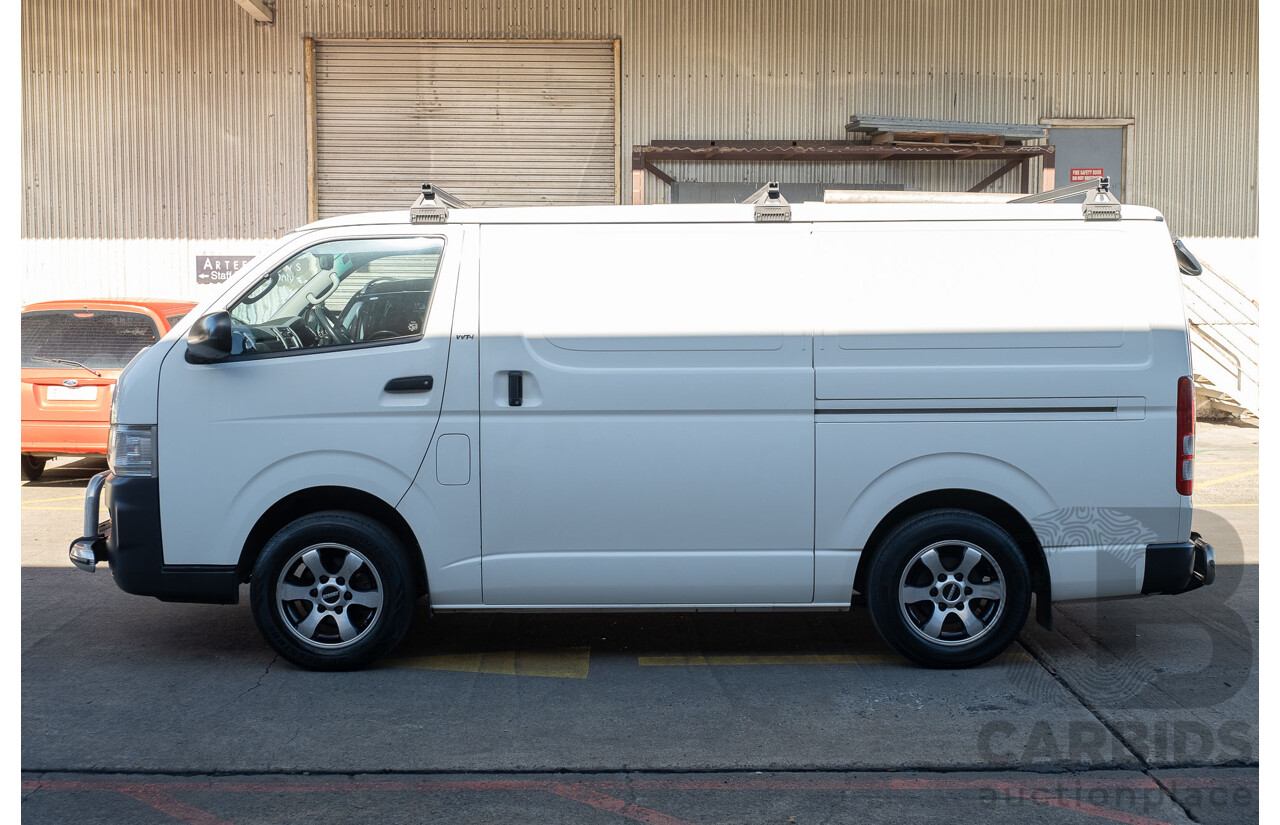 10/2009 Toyota Hiace LWB TRH201R MY07 Upgrade 4d Van White 2.7L