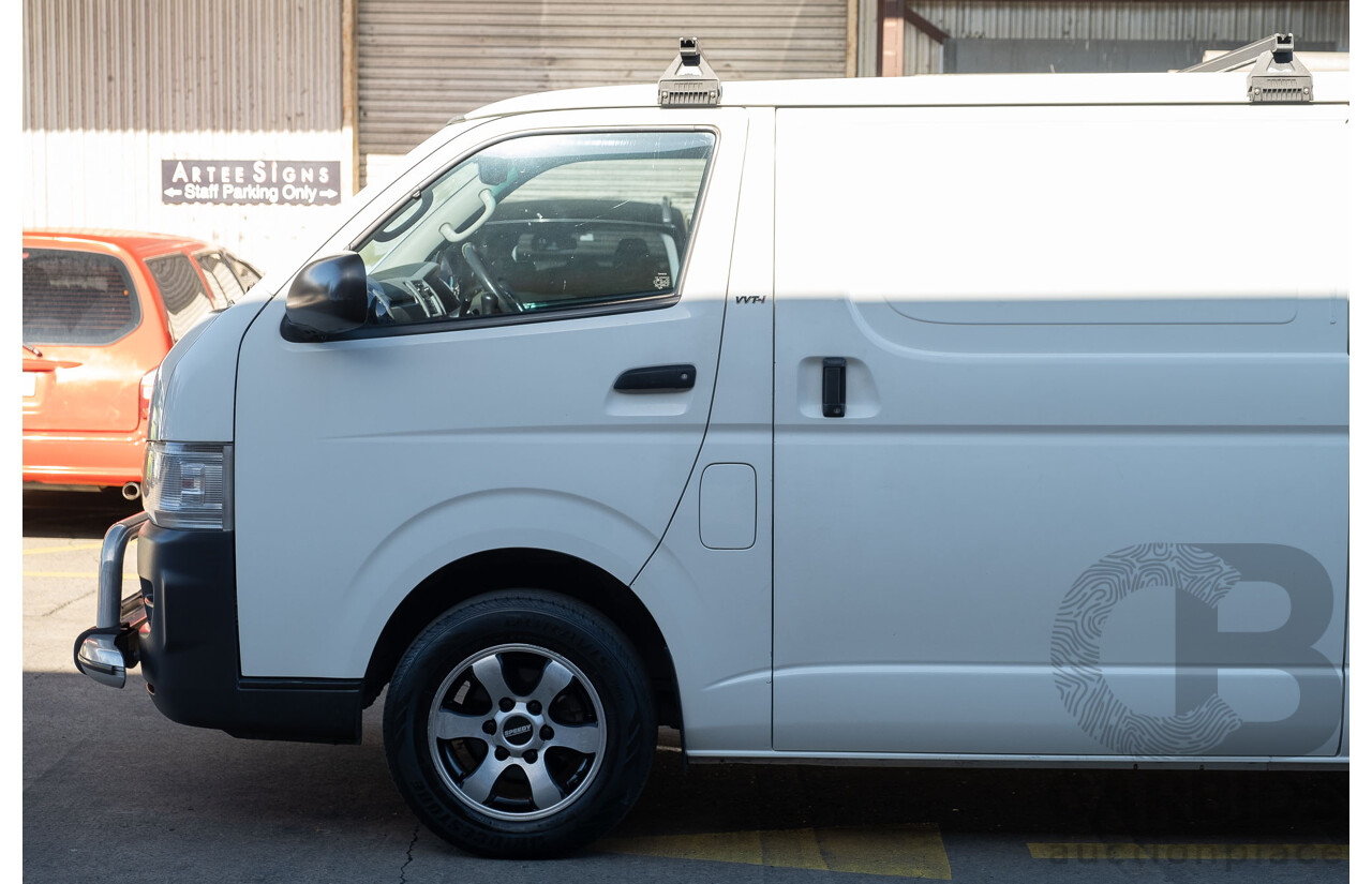 10/2009 Toyota Hiace LWB TRH201R MY07 Upgrade 4d Van White 2.7L