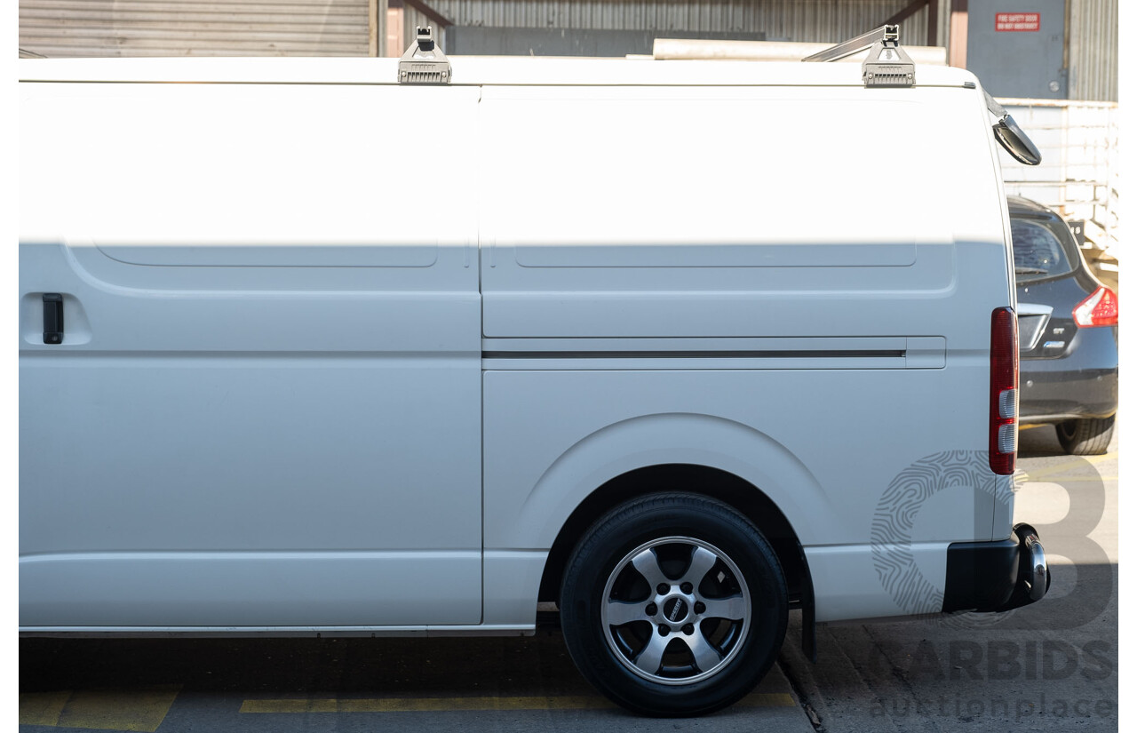 10/2009 Toyota Hiace LWB TRH201R MY07 Upgrade 4d Van White 2.7L