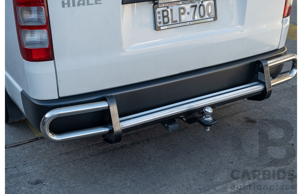 10/2009 Toyota Hiace LWB TRH201R MY07 Upgrade 4d Van White 2.7L