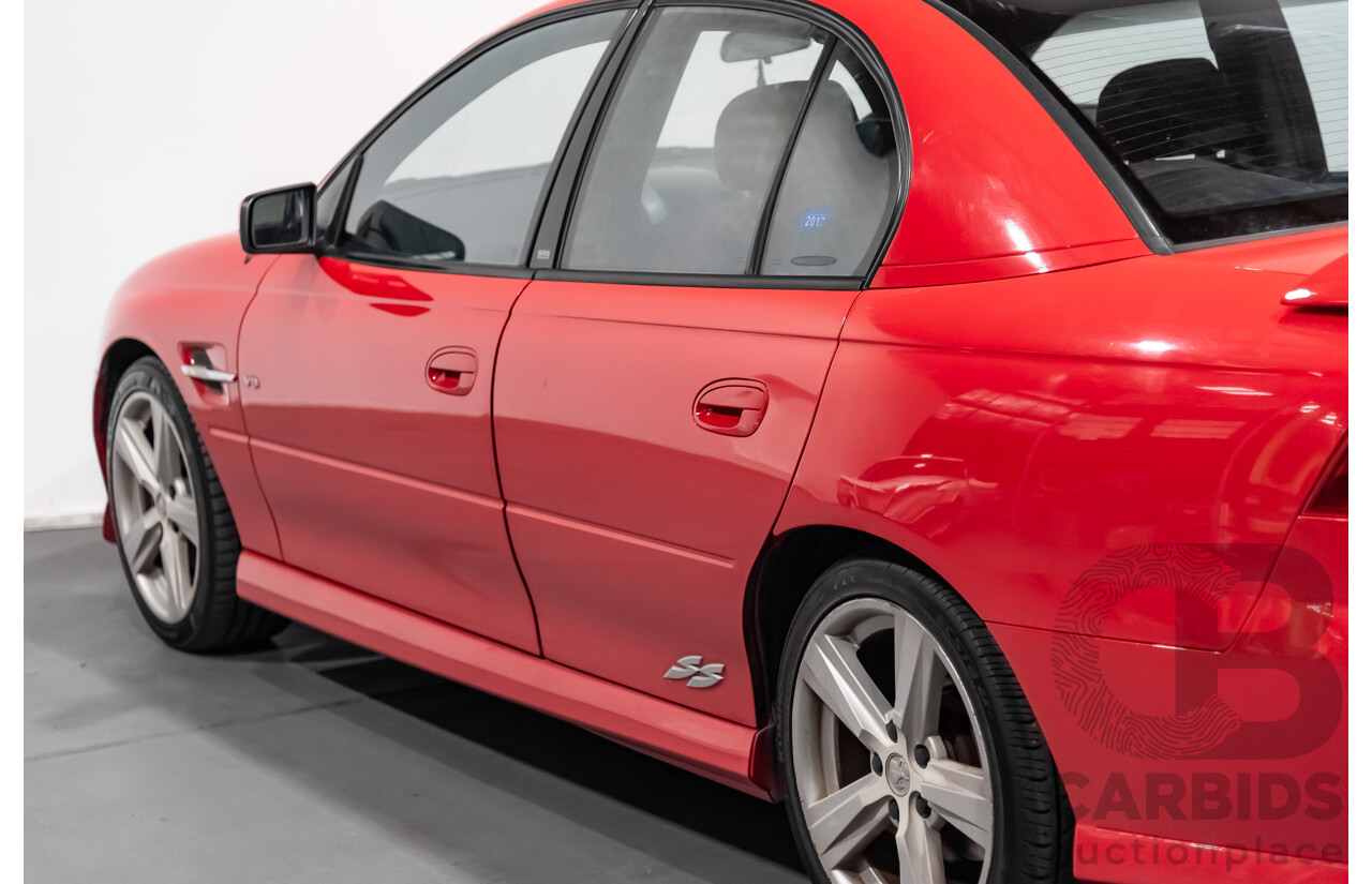 8/2004 Holden Commodore SS VZ 4d Sedan Red LS1 5.7L V8