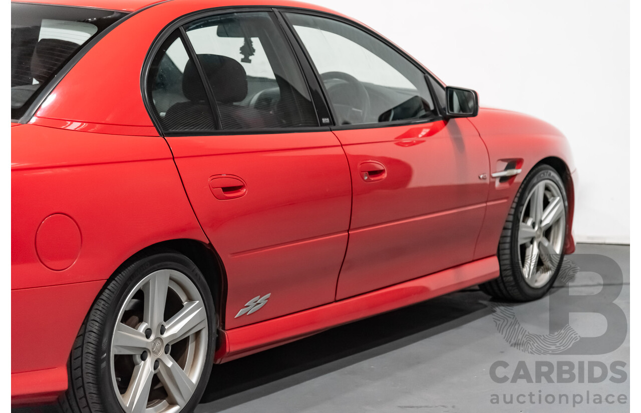8/2004 Holden Commodore SS VZ 4d Sedan Red LS1 5.7L V8