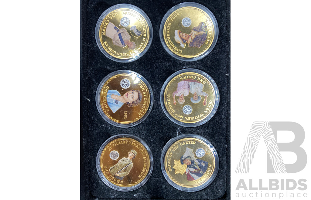 'the Crowning Moments of Queen Elizabeth II Collection' Golden Crown Coin Collection Issued by the Bradford Exchange 18 Coins, Limited to 9999