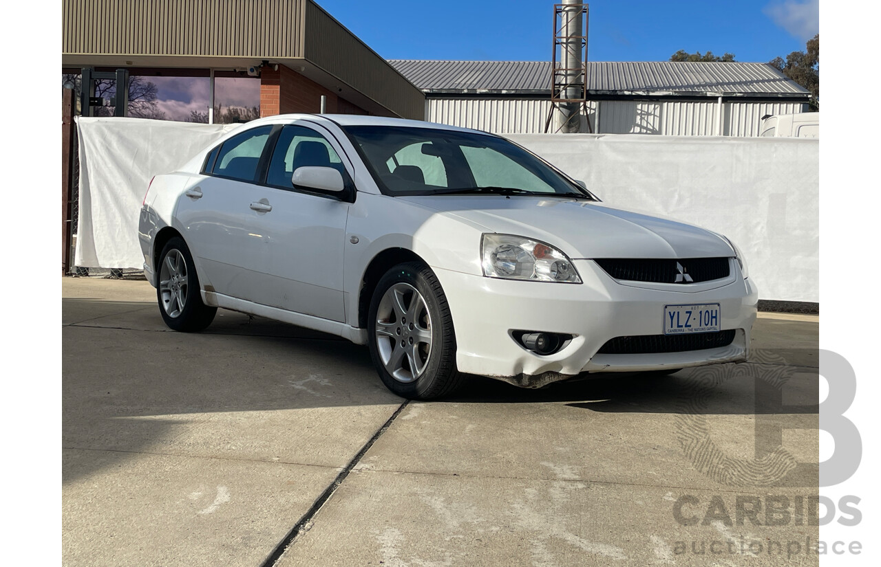 12/2006 Mitsubishi 380 SX DB SERIES II 4d Sedan White 3.8L