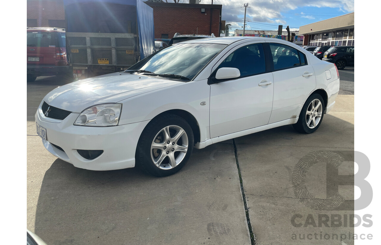 12/2006 Mitsubishi 380 SX DB SERIES II 4d Sedan White 3.8L