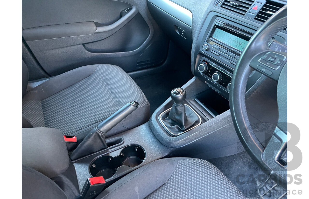 11/2011 Volkswagen Jetta 118 TSI 1KM MY12 4d Sedan Black 1.4L