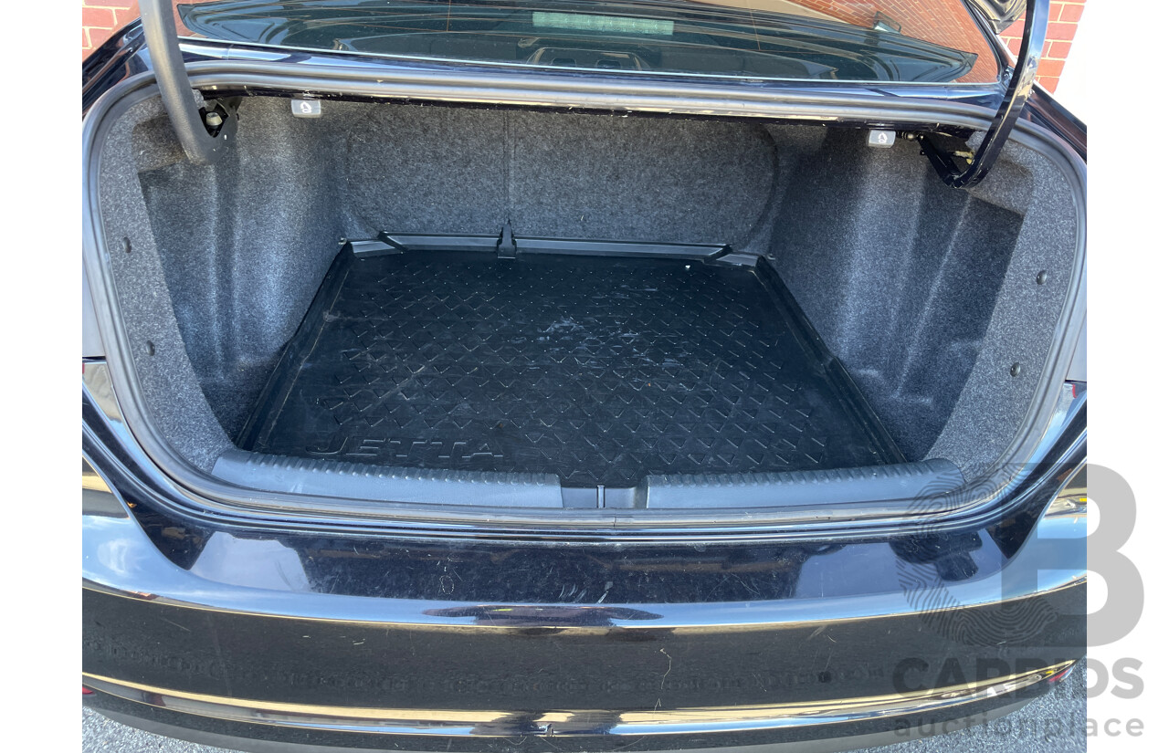 11/2011 Volkswagen Jetta 118 TSI 1KM MY12 4d Sedan Black 1.4L