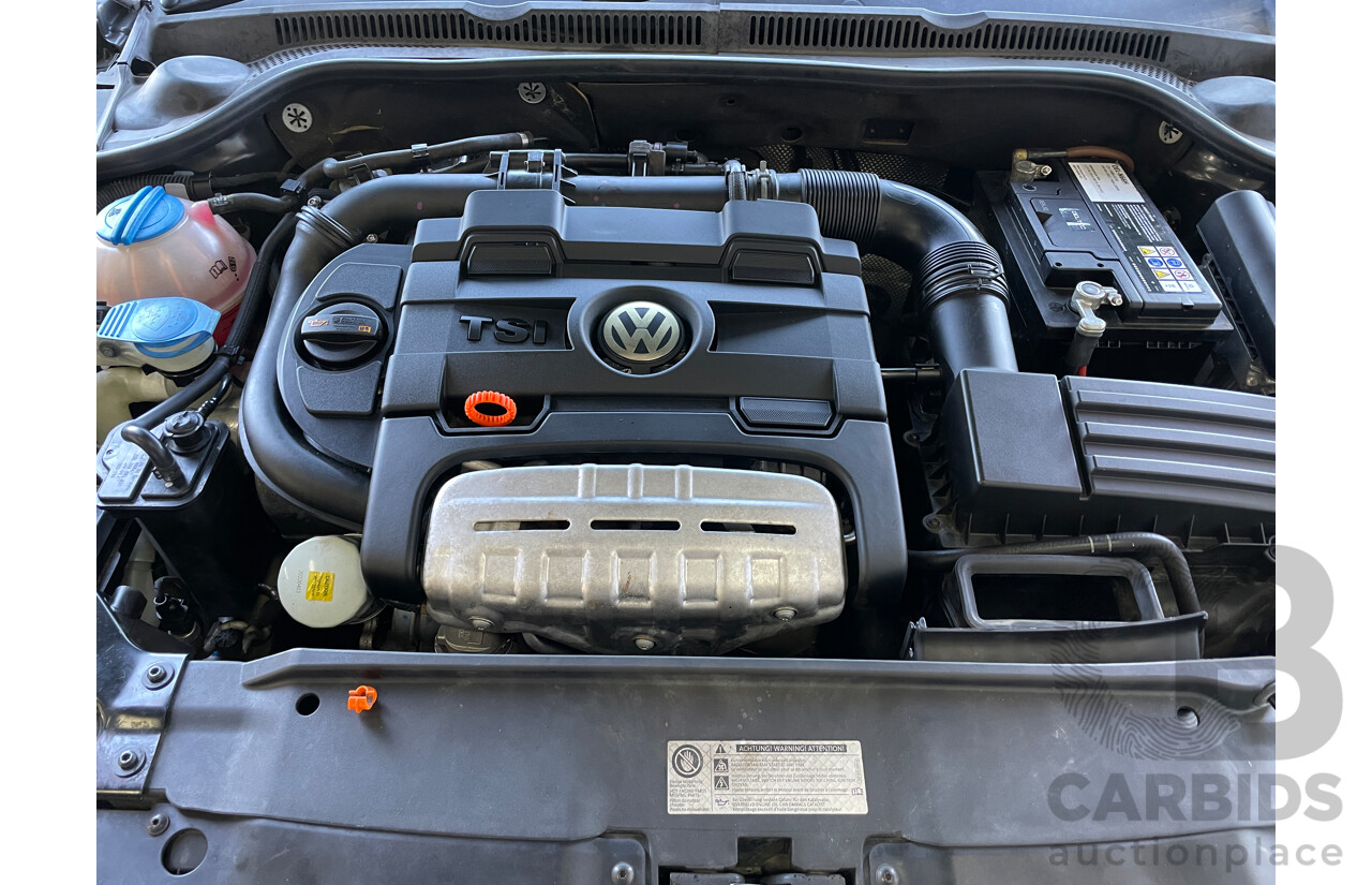 11/2011 Volkswagen Jetta 118 TSI 1KM MY12 4d Sedan Black 1.4L