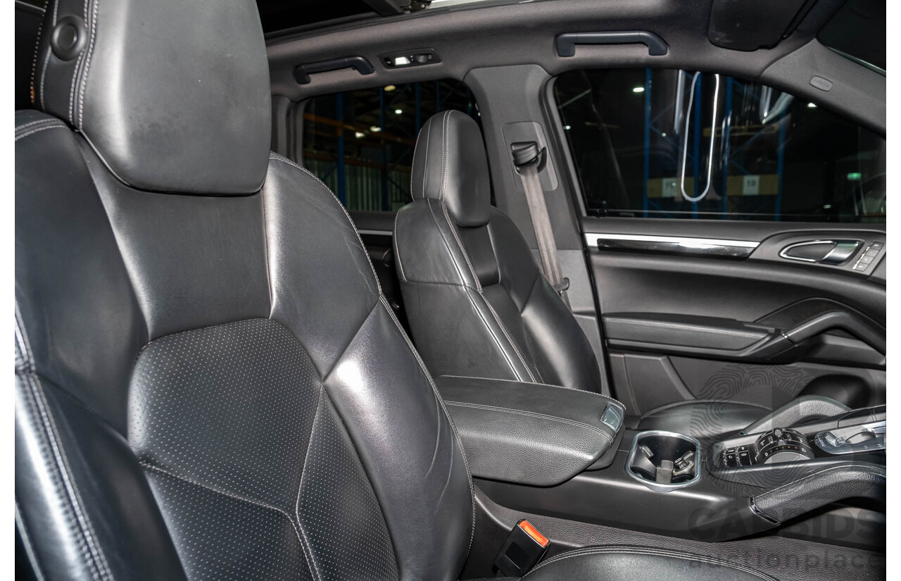 1/2011 Porsche Cayenne S 4d Wagon Metallic Black V8 4.8L