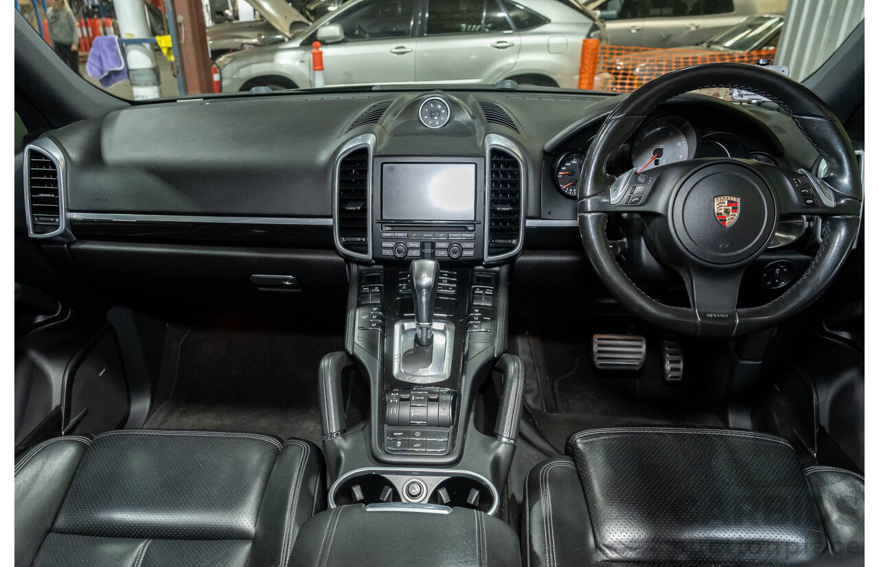 1/2011 Porsche Cayenne S 4d Wagon Metallic Black V8 4.8L